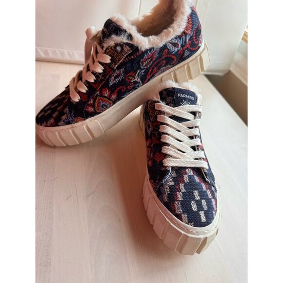 The Farm Rio Shoes Farm Rio Platform Sneakers Ainika Tapestry  size 8.5 - Picture 2 of 11